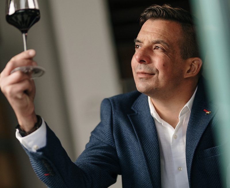 sinisa02 Siniša Radić - tim